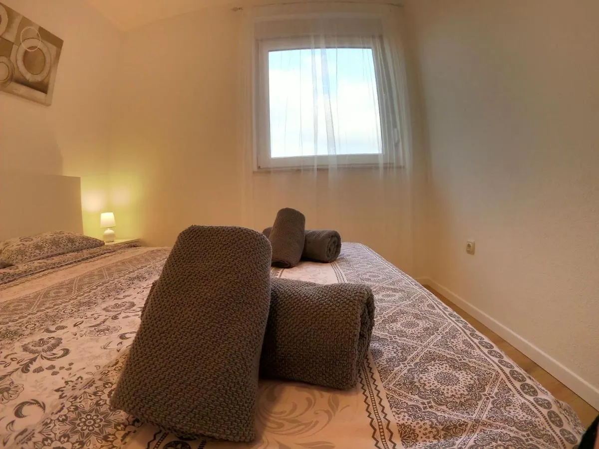 Apartment Gloria Peroj
