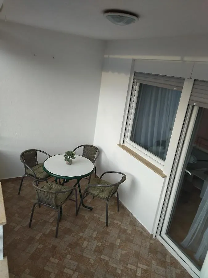 Apartment Gloria Peroj 0*,  Horvátország